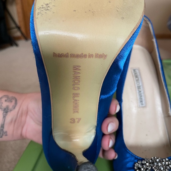 Manolo Blahnik Royal Blue Satin Heels with Embellished Buckle - Picture 3 of 3